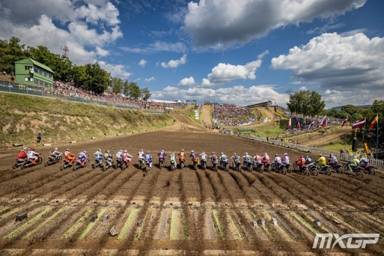 Start of the MXGP of Czech Republic