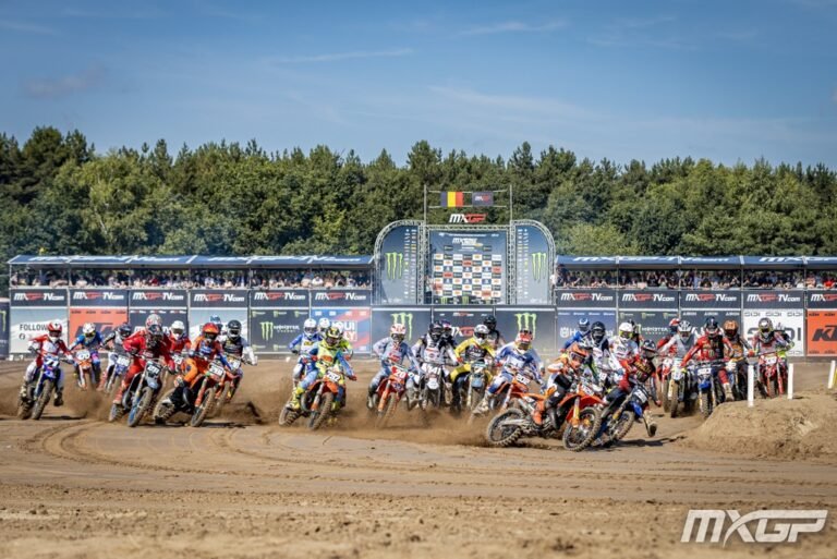 START-SUN-MOTOCROSS-GP-15-FLA-2025